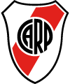 En la imagen se observa logo de River Plate